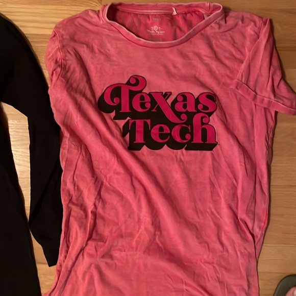 Lot of 7 Women’s texas tech shirts size Small - Picture 2 of 8